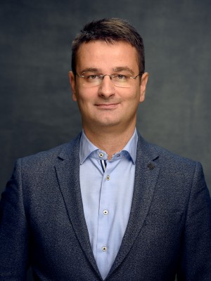 dr Petar Šturanović